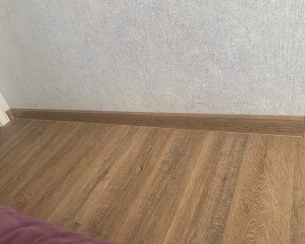 Плинтус ПВХ MAGIC STIСK 77мм 2,2 м MS13 Тали