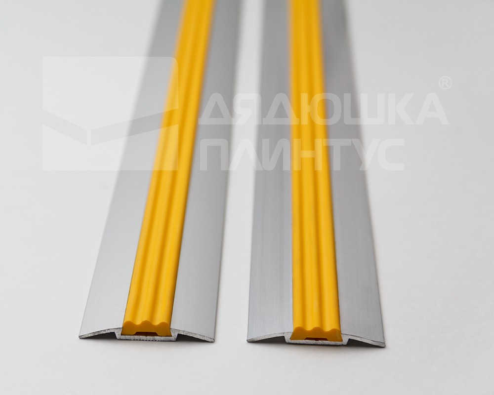 Порог одноуровневый ПС 08.2700.202л Золото