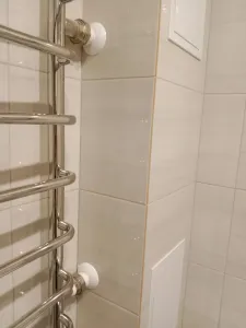 Обвод для труб универсальный ПВХ ИДЕАЛ Ф25-34 001 Белый