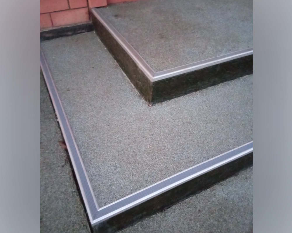 Порог одноуровневый ПС 08.1800.15 Черный